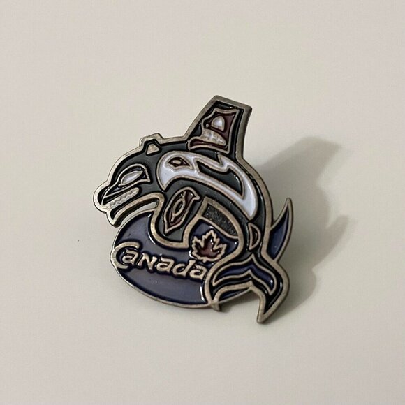 Vintage Crazy Canuck Native Orca Whale Canada Pin Made in Taiwan - Picture 1 of 7